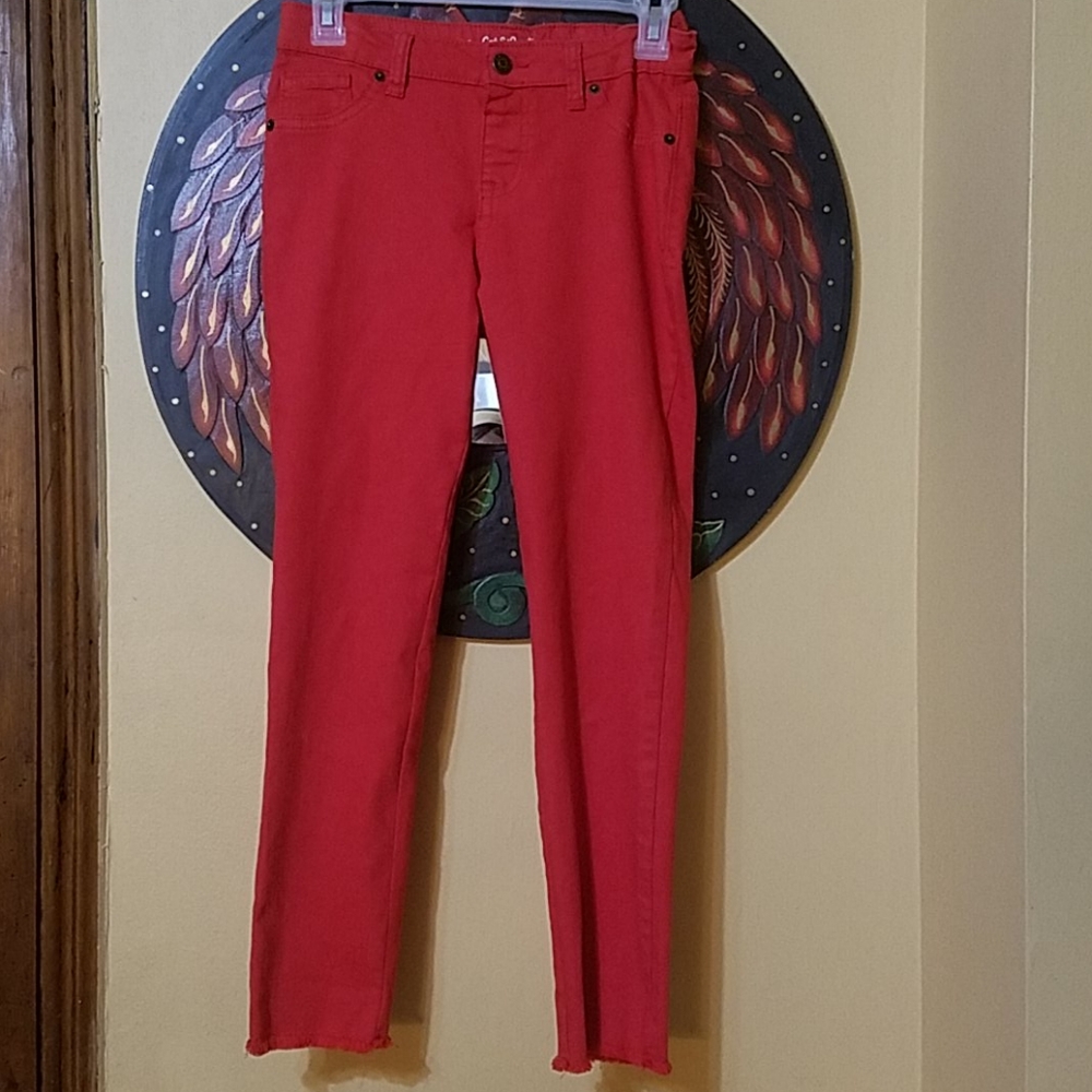 Girls Cat & Jack red jeggings sz.12 with fraying